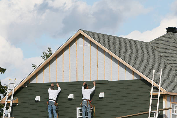 Professional Siding technician working in New Lexington, OH